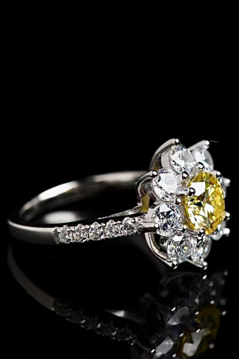 1 Carat Moissanite Daisy Ring