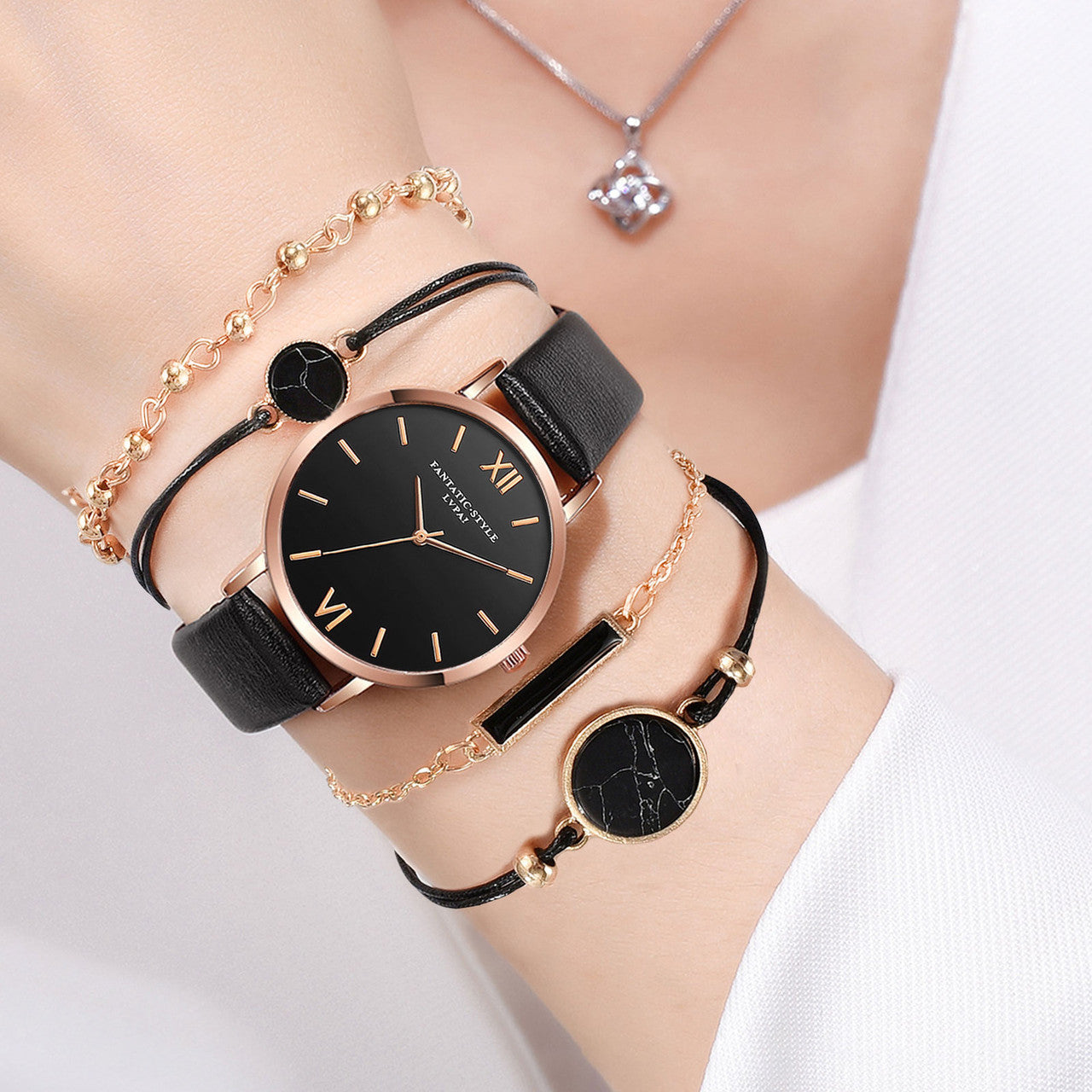 Trendy Ladies Watches With Bracelet Set