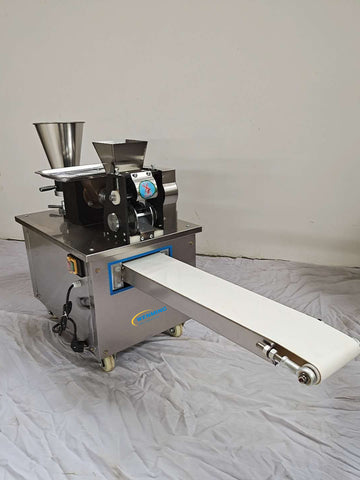 chinese-dumpling-maker