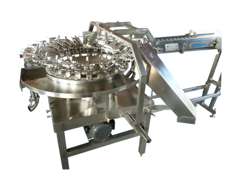 egg-breaking-separating