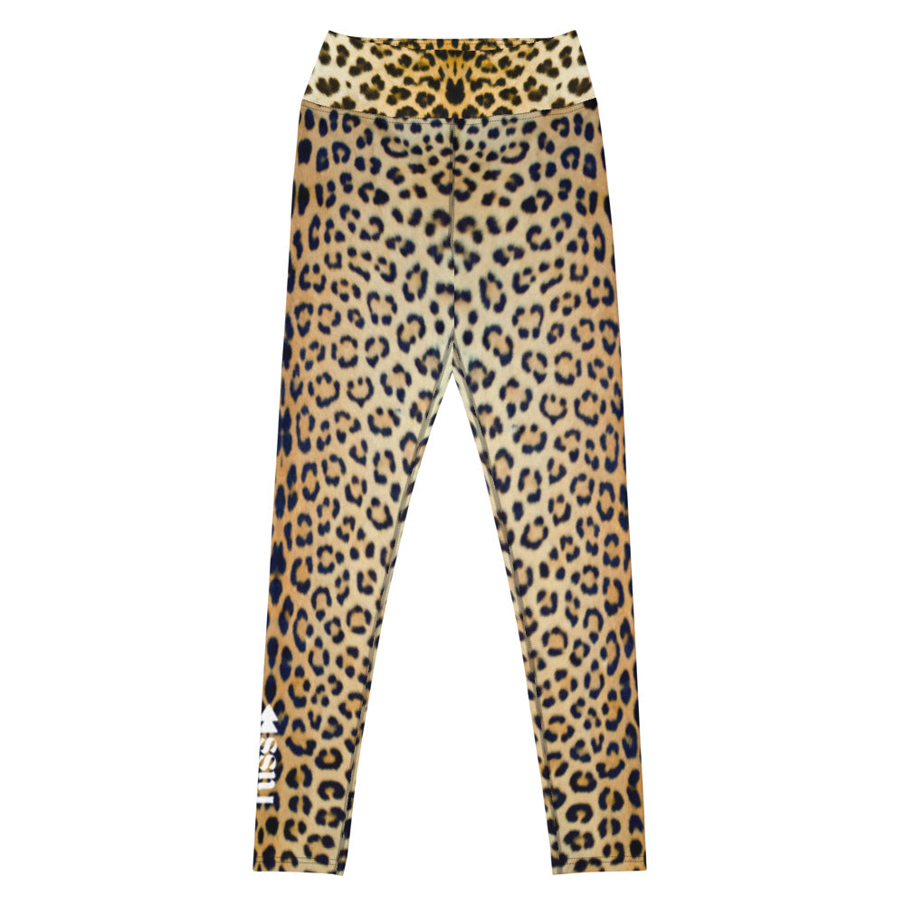 Women Set High-Rise Leggings in Leopard