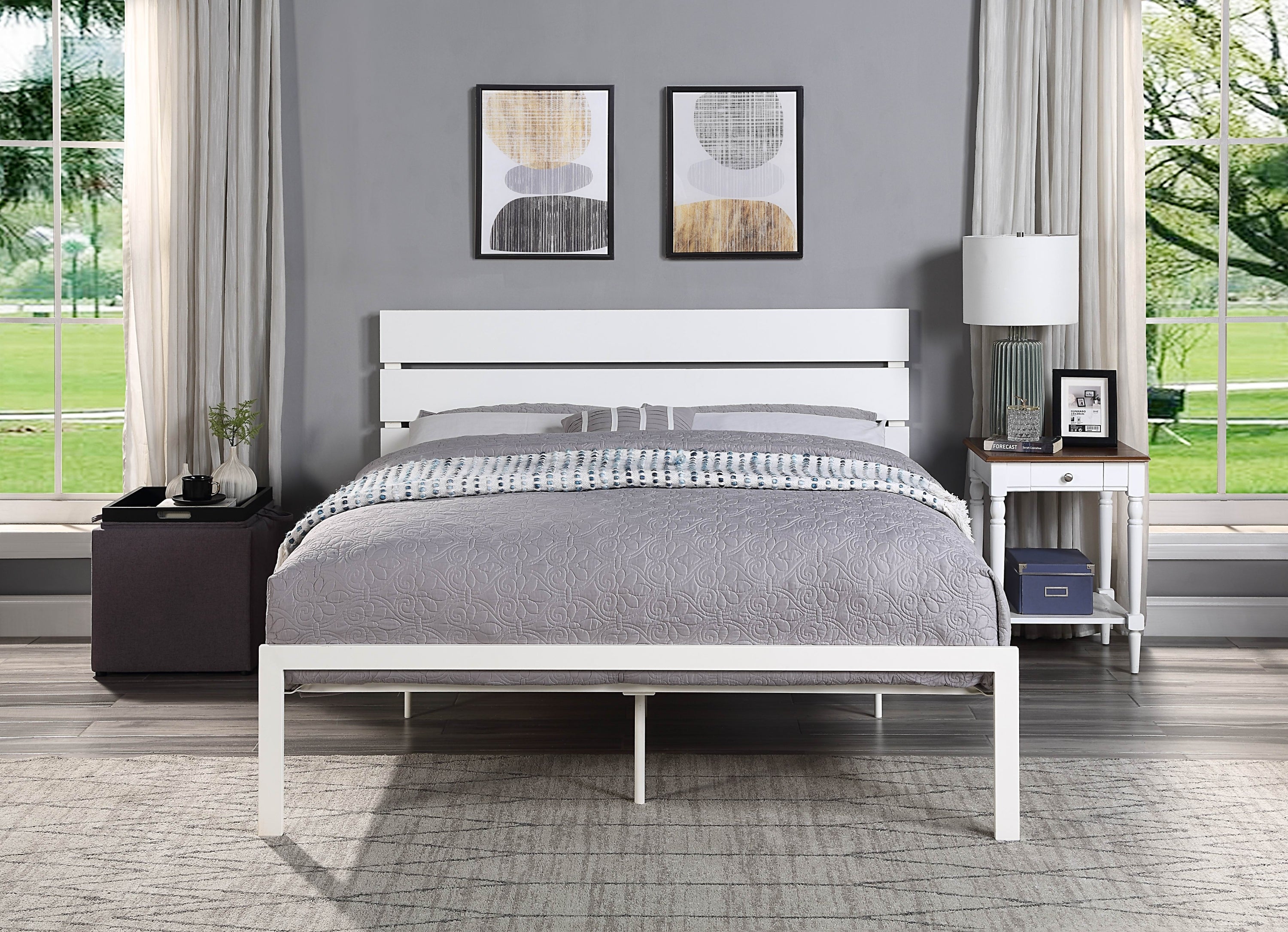 Contemporary Queen Bed 1 pc Casual Style White Metal Bed