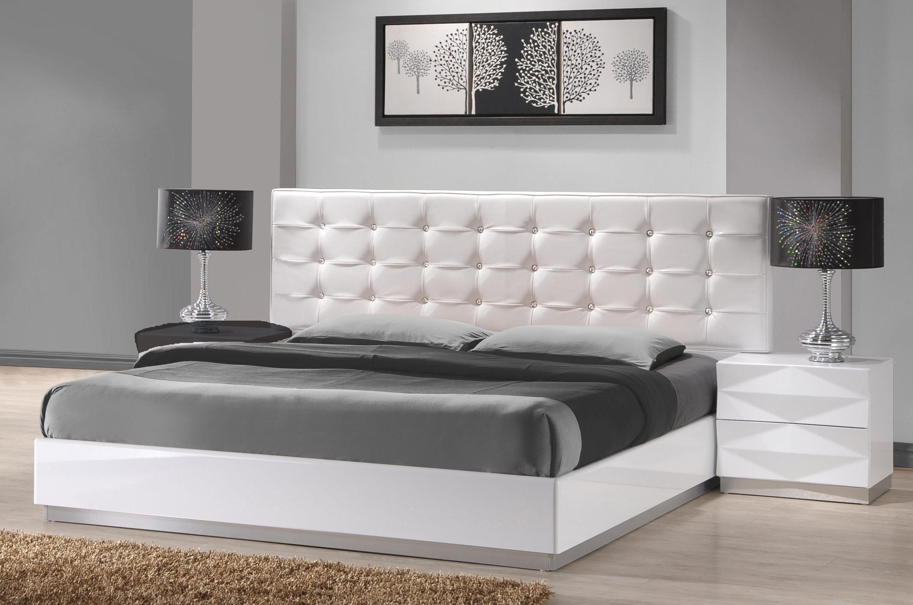 Glen White King Bed