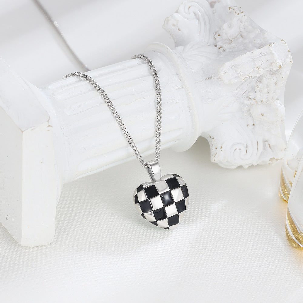 925 Sterling Silver Checkerboard Heart Necklace