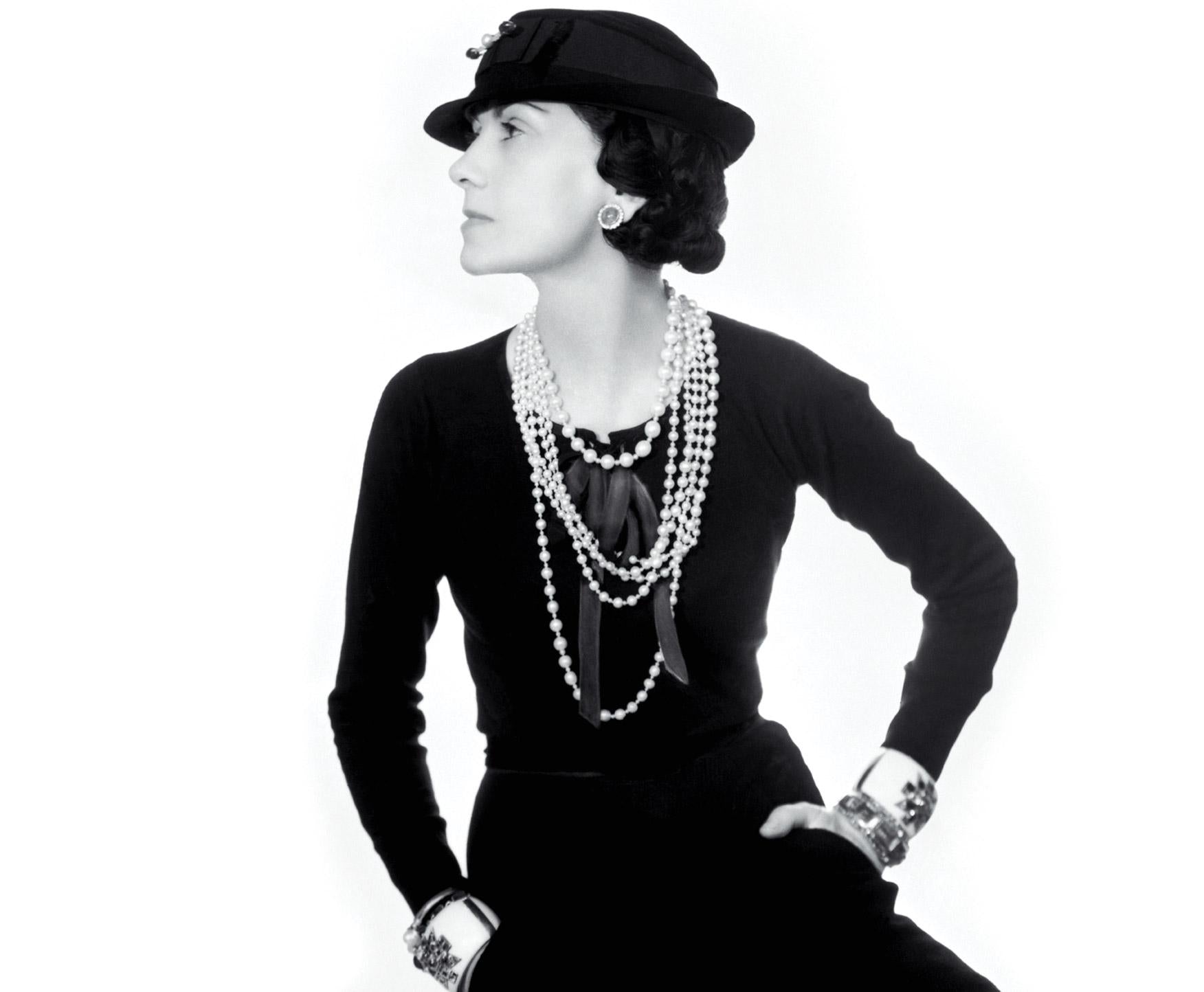 coco chanel 1920s dress designer