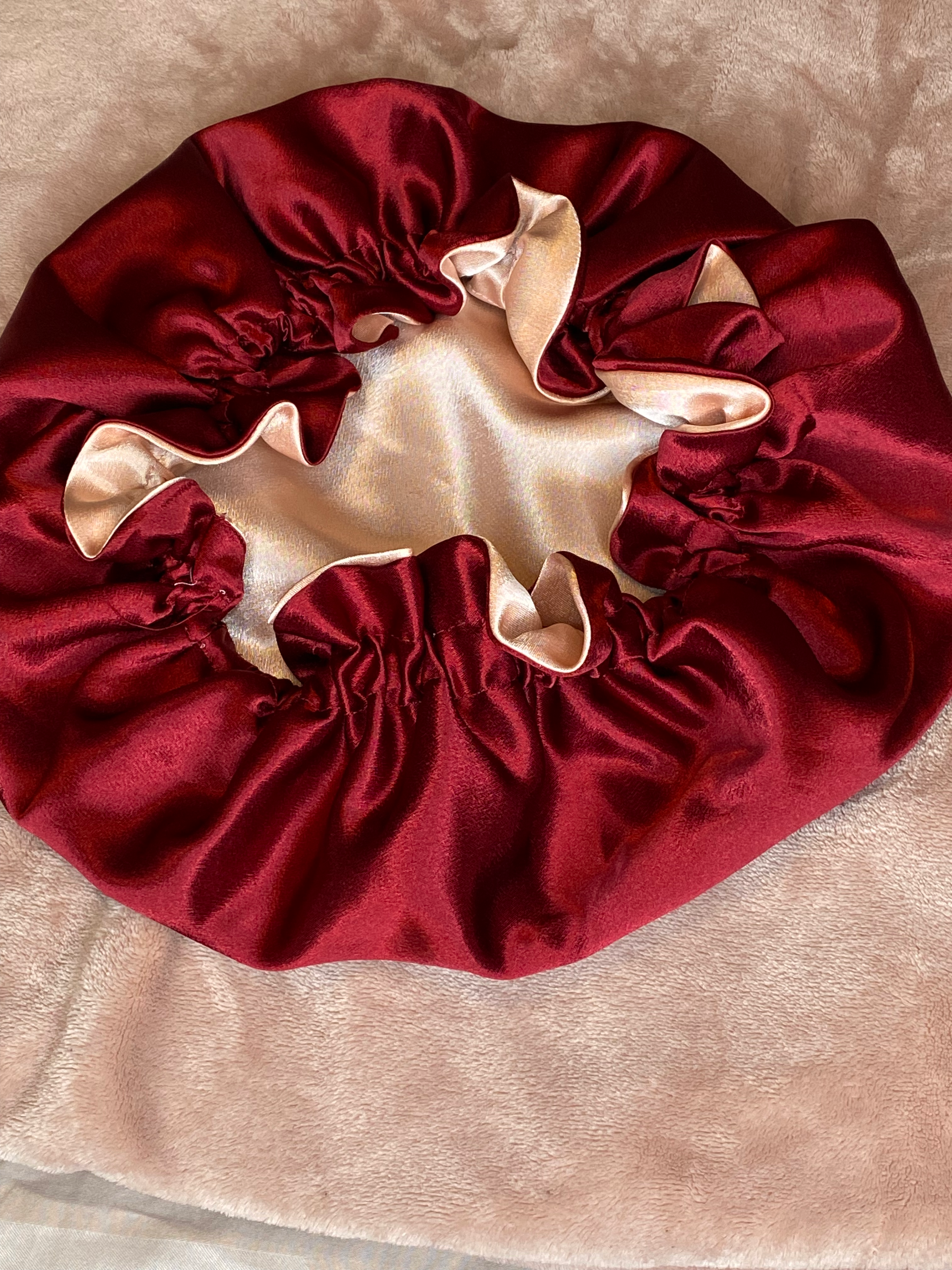 SILK DOUBLE SIDED BONNETS