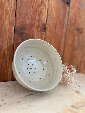 Mastering the Art of Underglaze and Transparent Glaze