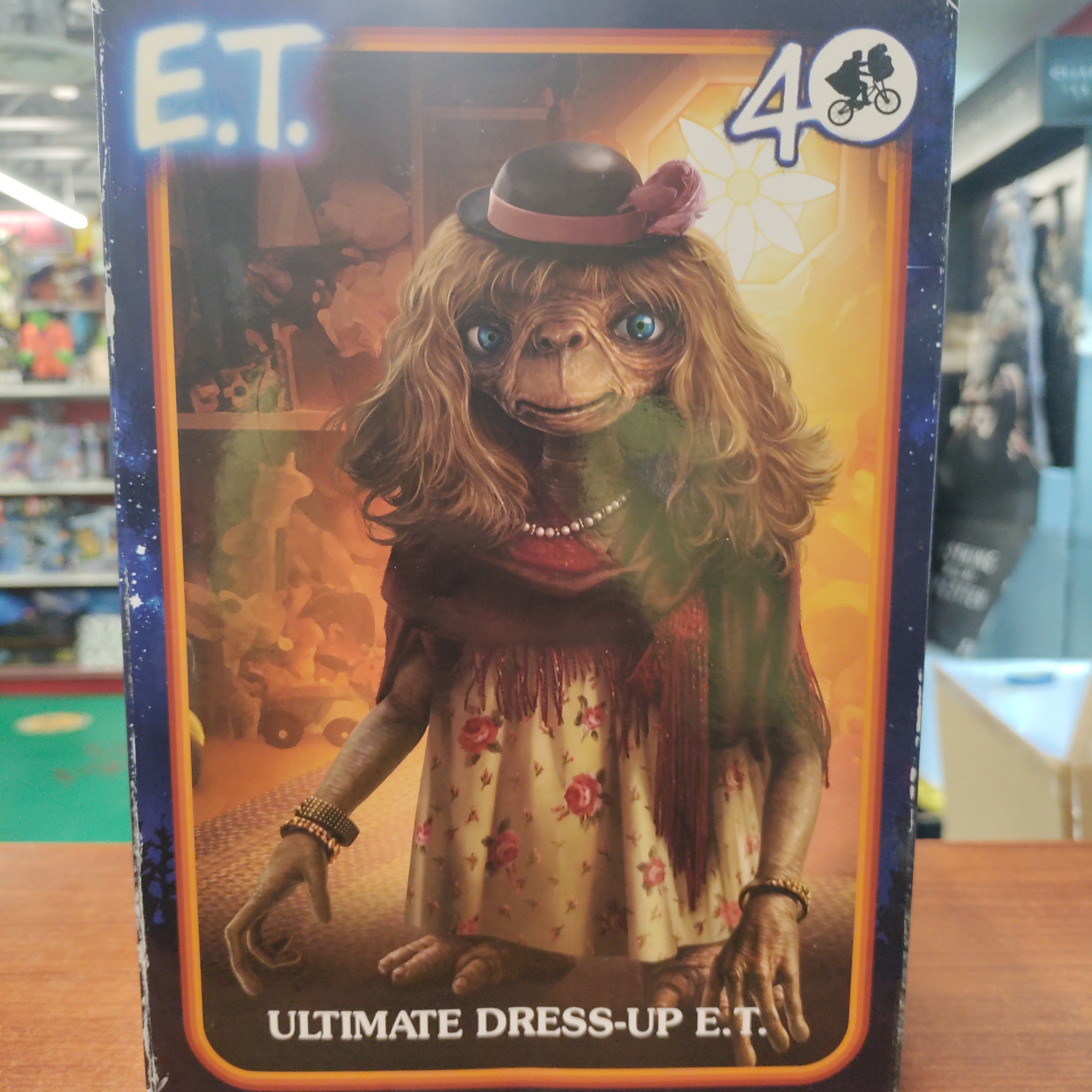 NECA E.T. Ultimate Dress-Up