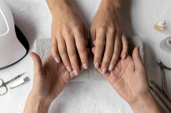 DIY or Visit a Nail Salon for Your Dipping Manicure (2)