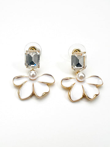 Pubbon Gold Stud Earrings