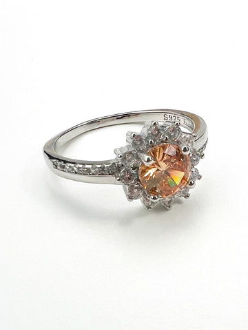 Le soleil Zircon Ring