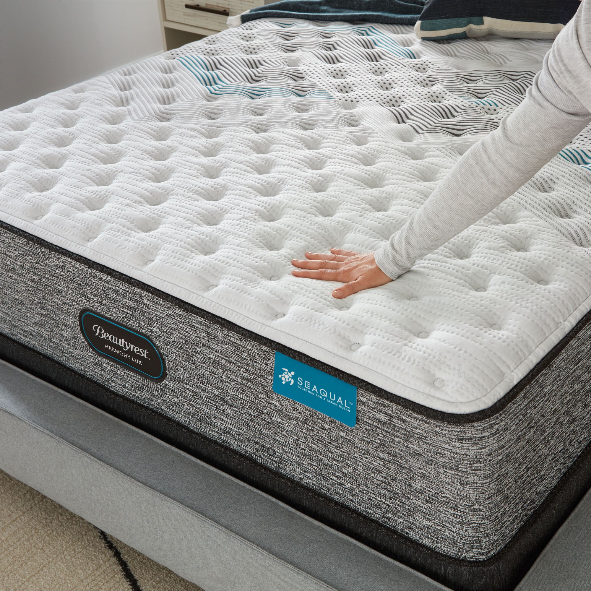 Beautyrest- Harmony Lux?- Carbon Series Extra Firm