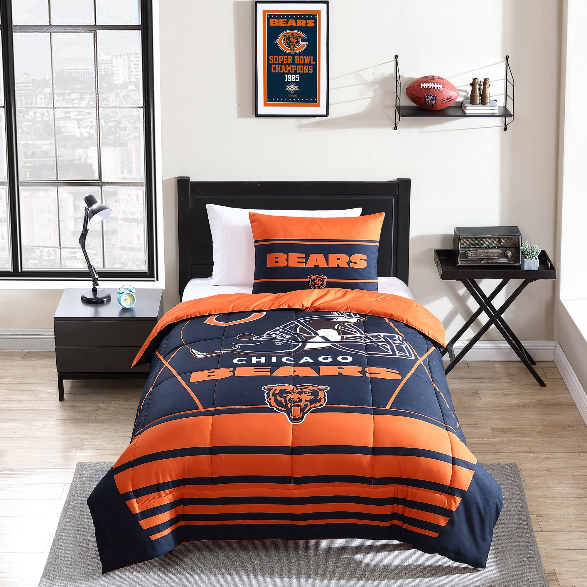 NFL Chicago Bears Comforter Set with Sham - TWIN