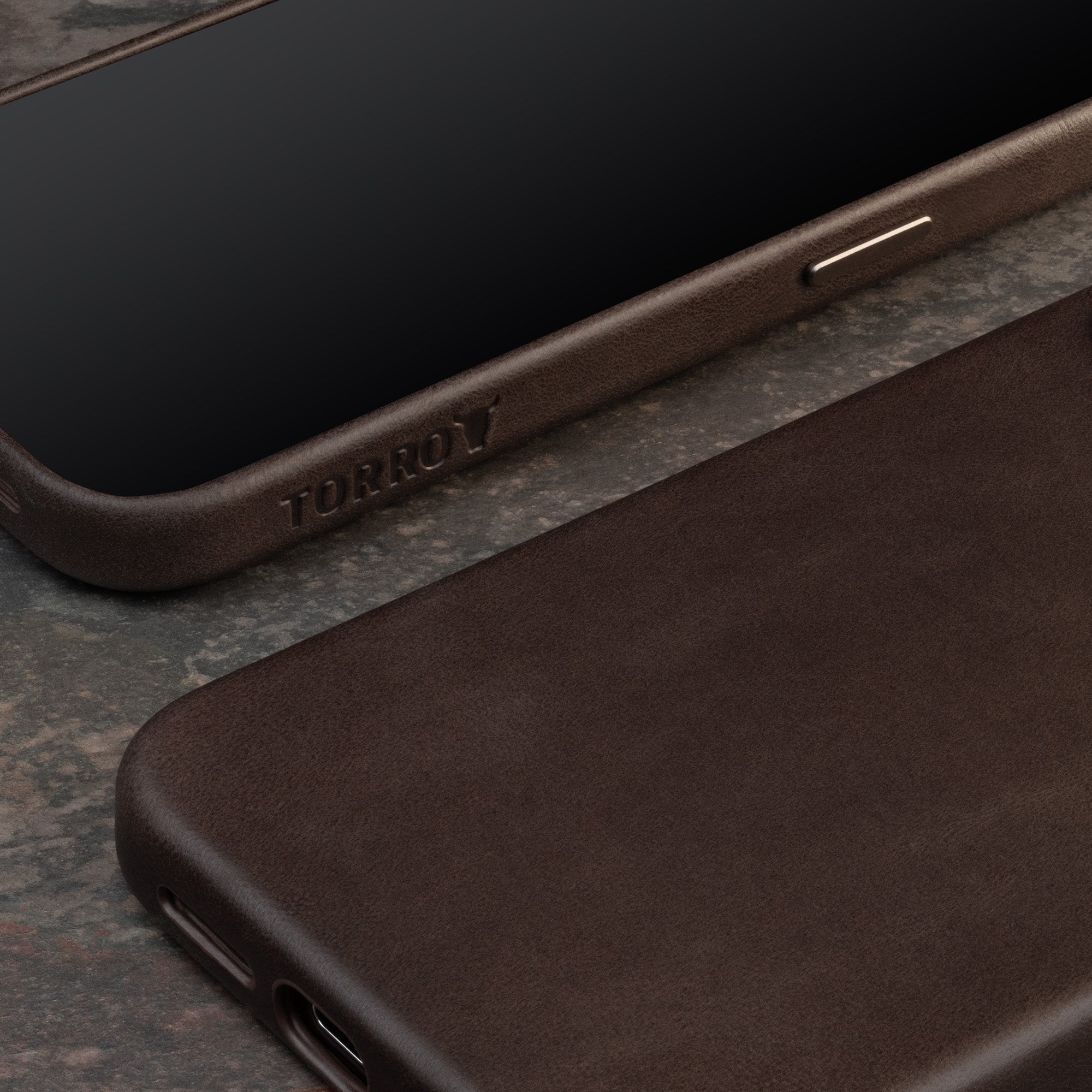 iPhone 15 Pro Slimline Leather Bumper Case (MagSafe Compatible)