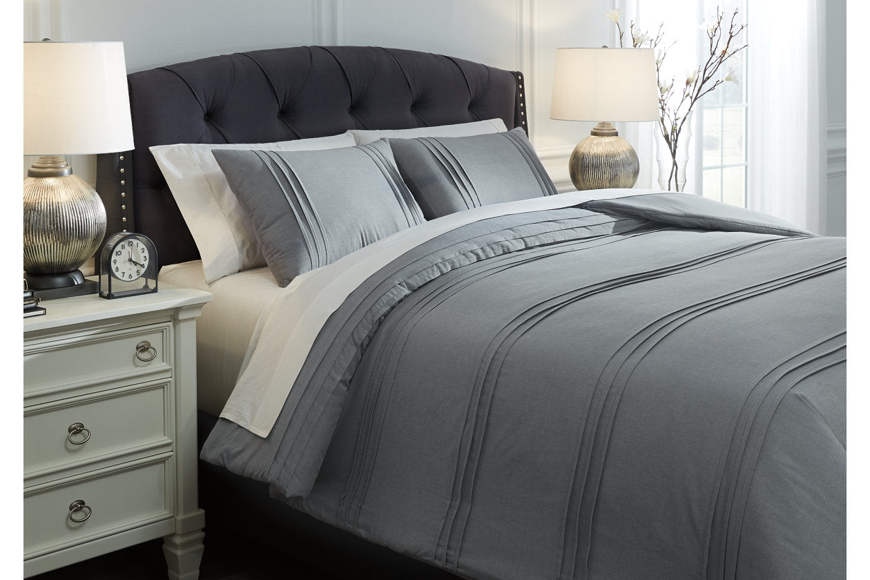 Mattias Comforter Sets