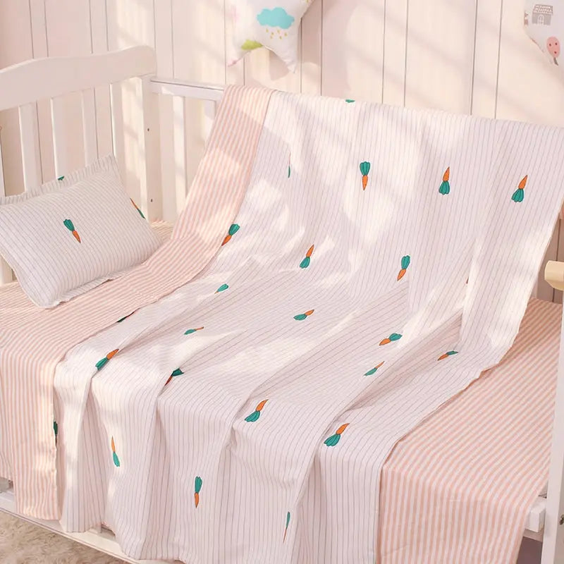 Cotton Baby Crib Bedding Set with Creative Cartoon Print
