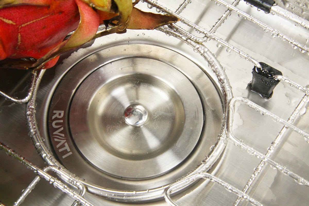 Ruvati 30-inch Undermount 50/50 Double Bowl Zero Radius 16 Gauge Stainless Steel Kitchen Sink - RVH7350