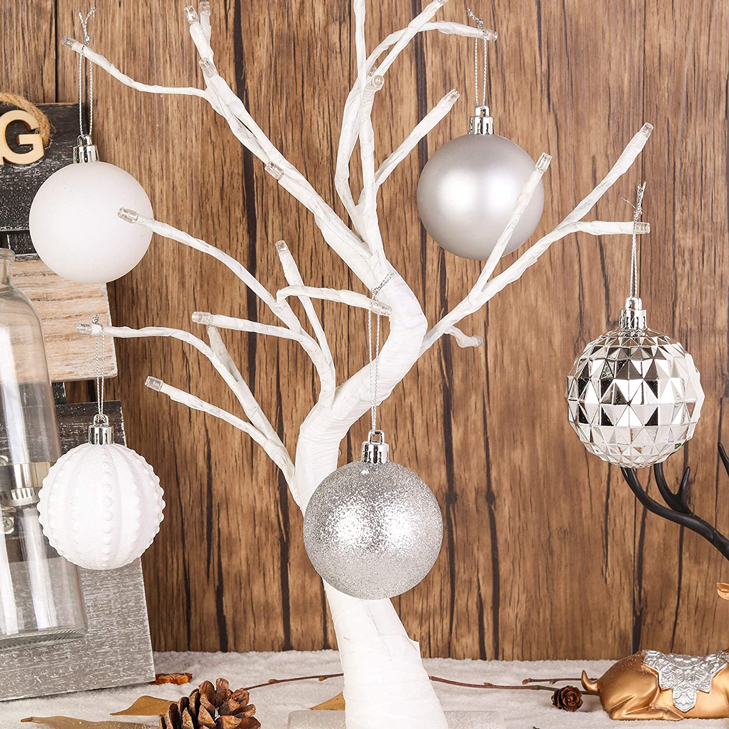 45Pcs 6cm/2.36inch Christmas Balls Glitter Christmas Tree Ornaments Hanging Christmas Home Decorations for Home House Bar Party(Silver/White)