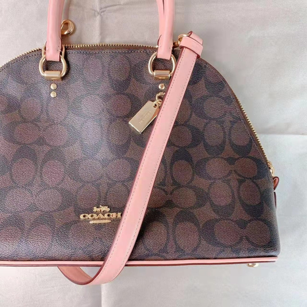 COACH 2558 KATY SATCHEL IN SIGNATURE CANVAS GOLD/BROWN SHELL PINK