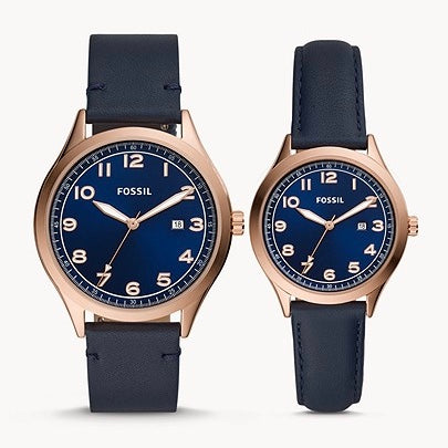 Fossil BQ2470 His and Her Wylie Three-Hand Navy Leather Watch Box Set