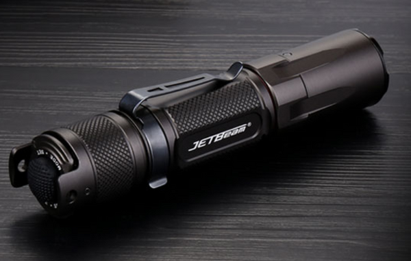 TH10RTactical Flashlight