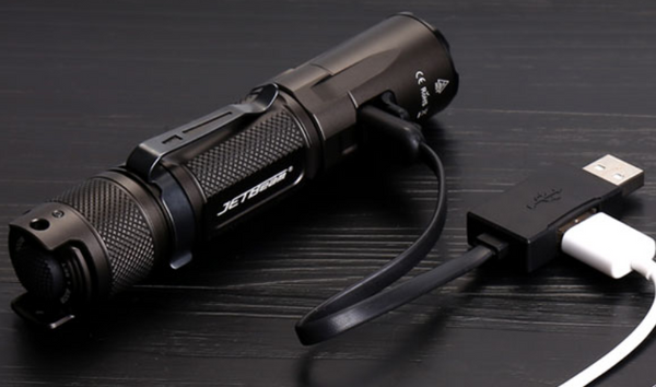 TH10RTactical Flashlight