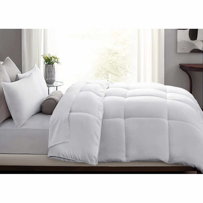 Microfiber Down Alternative Comforter