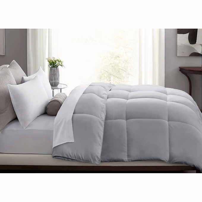 Microfiber Down Alternative Comforter