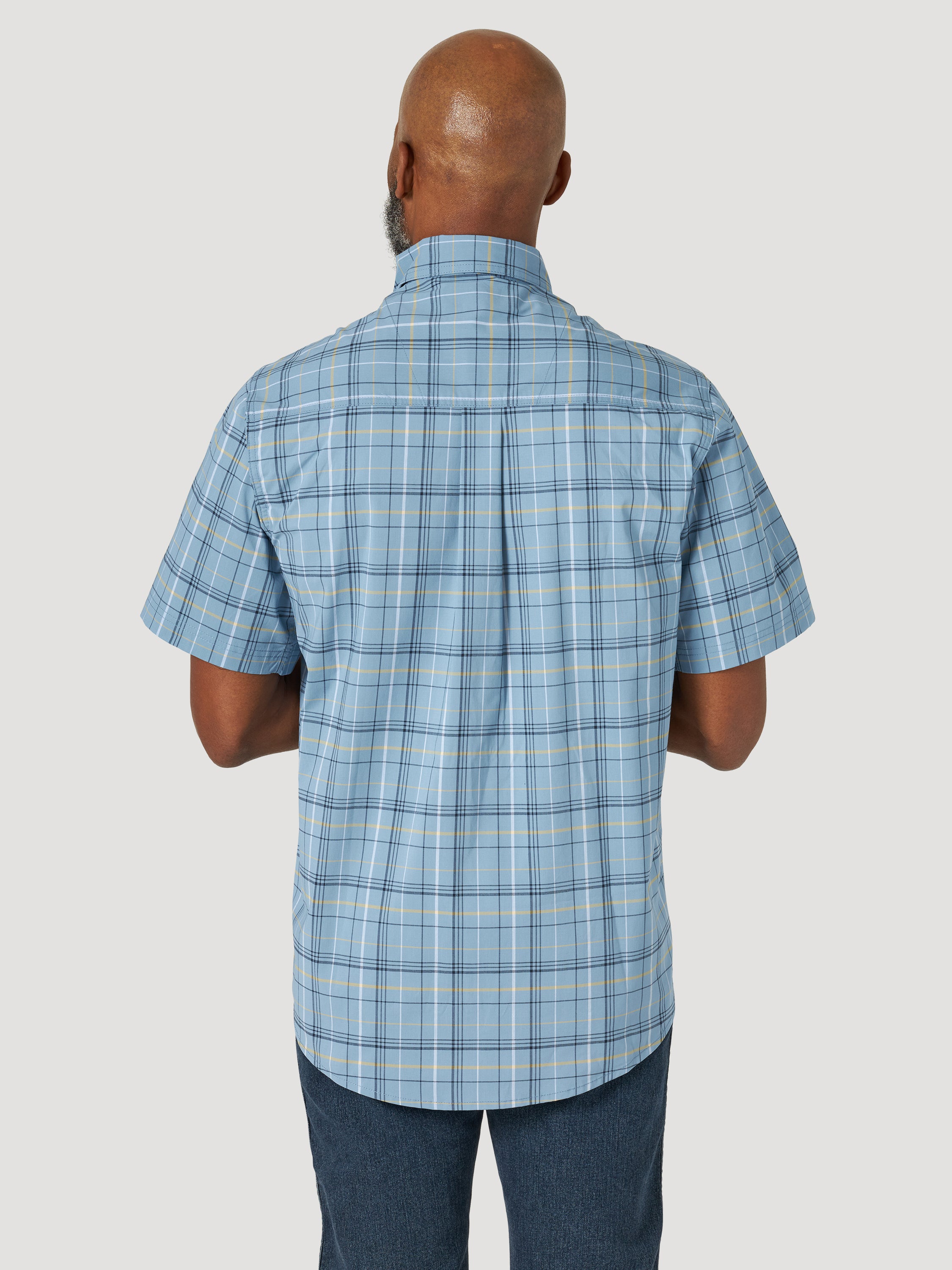 Rugged Wear Wrinkle Resist Blue Ridge Plaid Short Sleeve Shirt