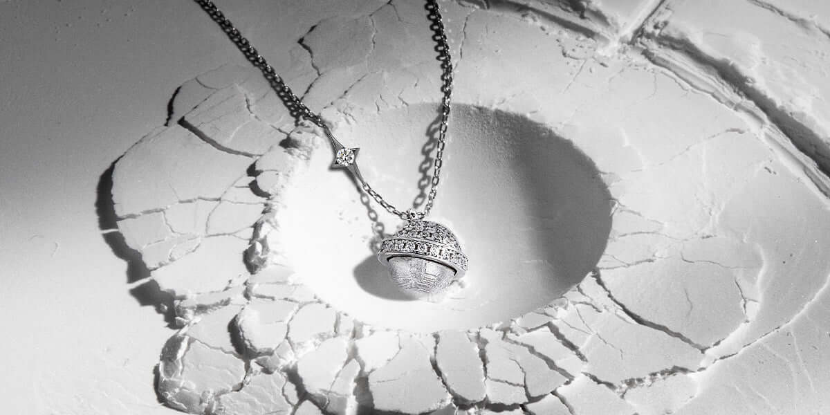 Women’s White Gold Plated Meteorite Necklace of Lunar