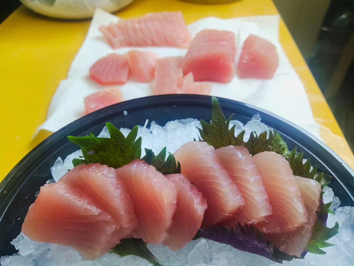 tuna sushi