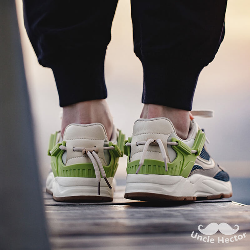 Hälskosnöre design av bästa sneakers för joggare, skosnöret kan placeras på häldelen