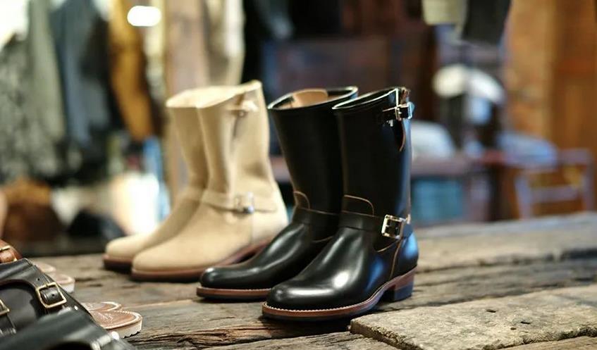 Trophy clothing, a Japanese retro clothing brand founded in 2005, has also launched its own series of engineer boots. The managing director, zhenshu Jiangchuan, is very obsessed with American motorcycle culture and works with designers of neighborhood/tenderloin/ rugged