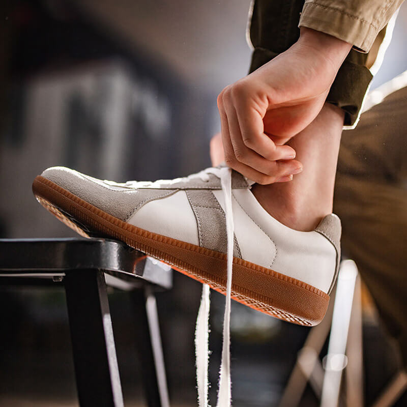 Retro Low Top Skate Sneakers