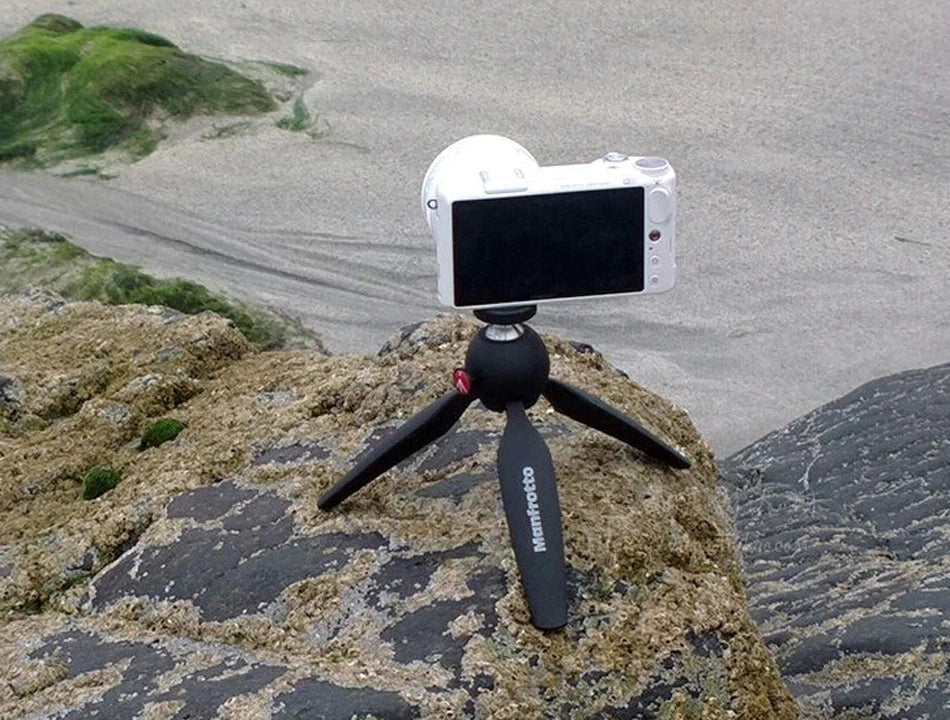 Manfrotto MTPIXI-B PIXI Mini Tripod-4