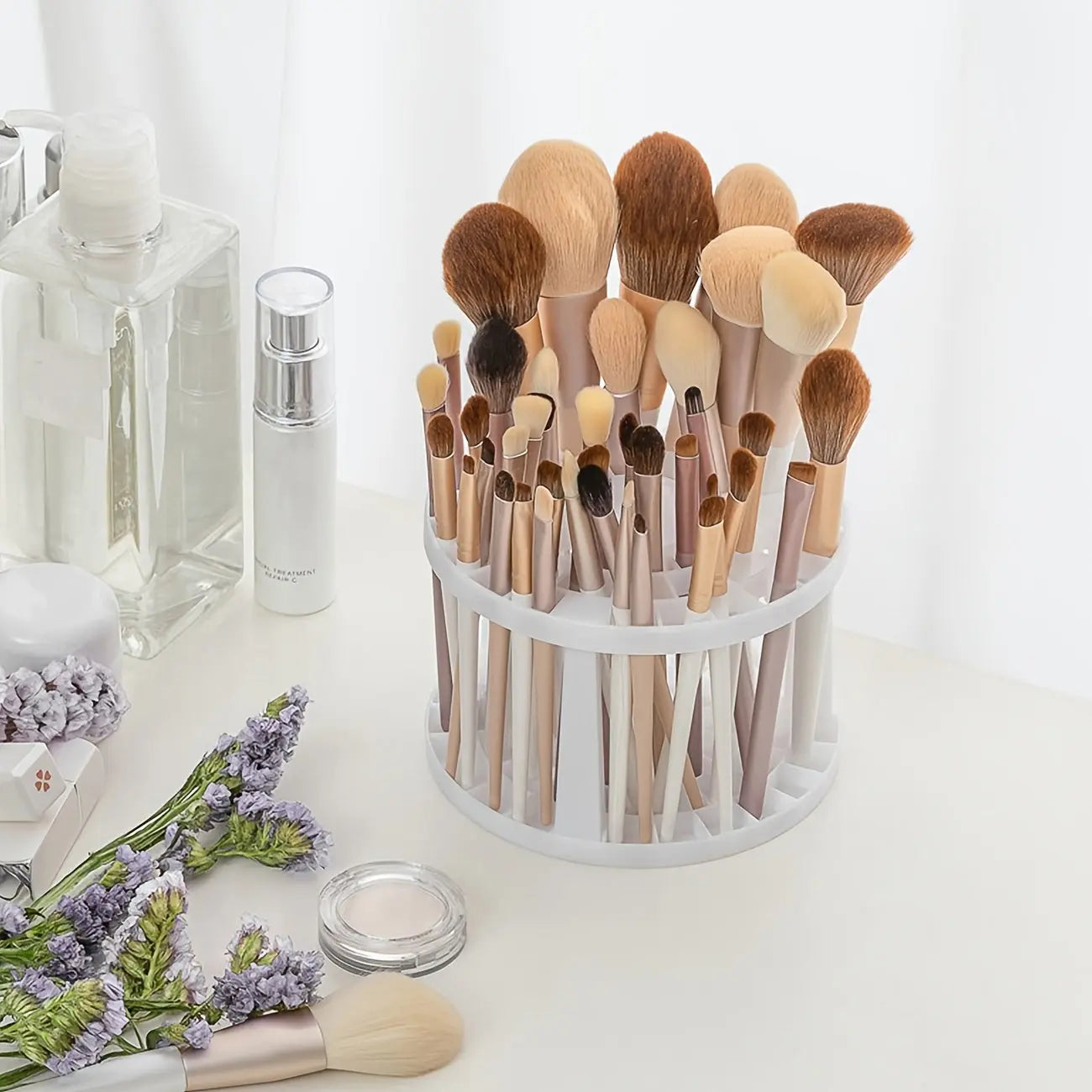 Multifunctional Makeup Organizer and Brush Holder for Bathroom Countertop