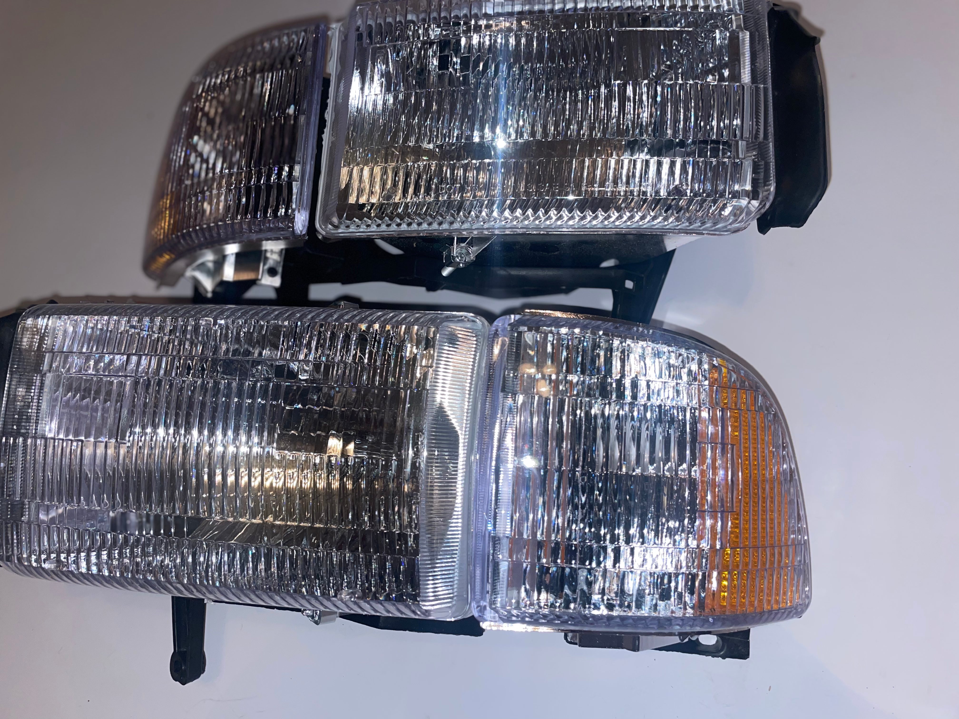 Dodge Ram 1500 2500 3500  Chrome housing Amber Reflector OEM style Headlamps Headlights Faros Focos Luces Micas  1994 1995 1996 1997 1998 1999 2000 2001
