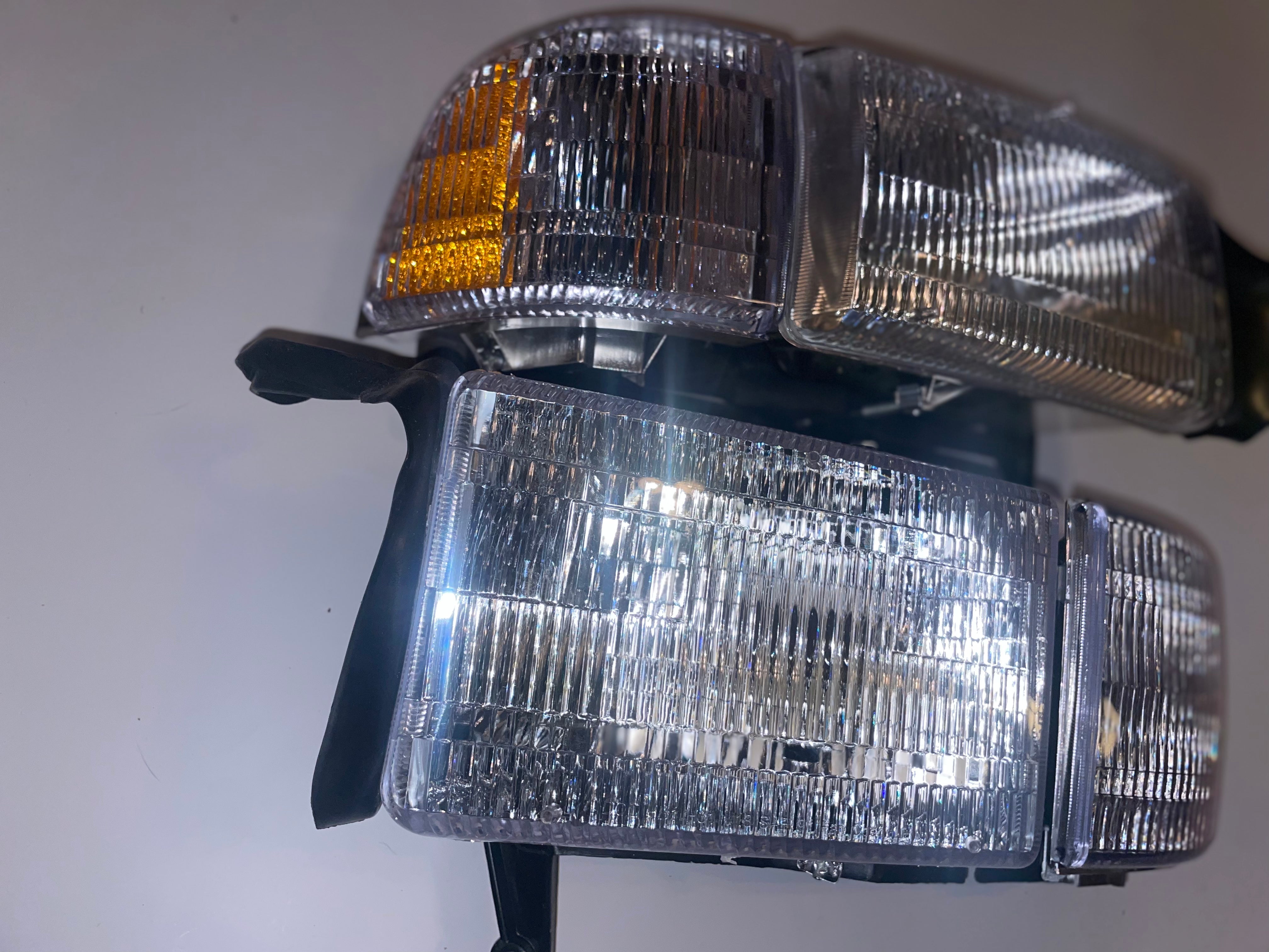 Dodge Ram 1500 2500 3500  Chrome housing Amber Reflector OEM style Headlamps Headlights Faros Focos Luces Micas  1994 1995 1996 1997 1998 1999 2000 2001
