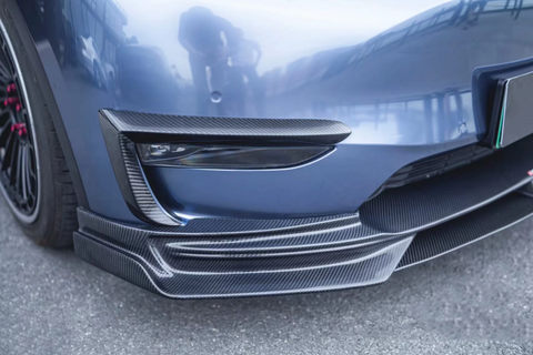 Tesla Frontlippe aus Kohlefaser
