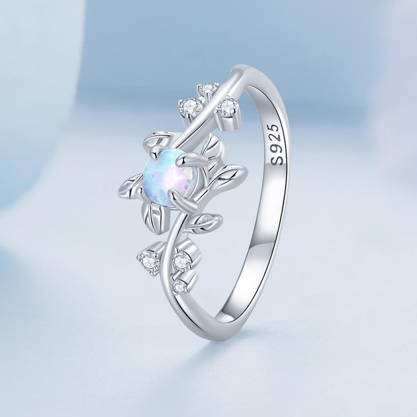 LUXURIOUS VINE GOLD VERMEIL RING