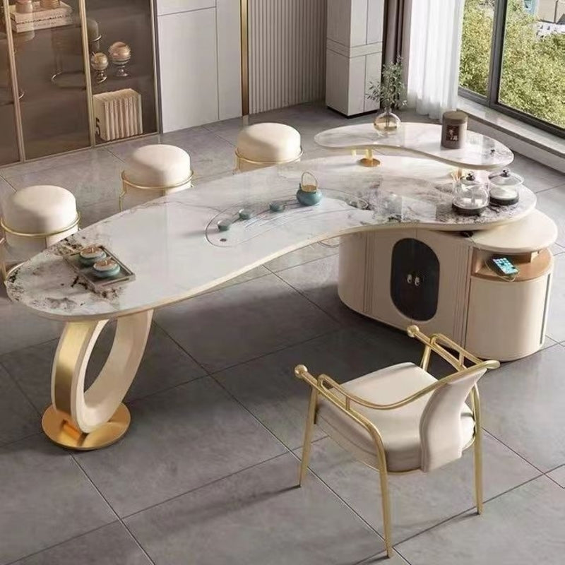 the luxury island table