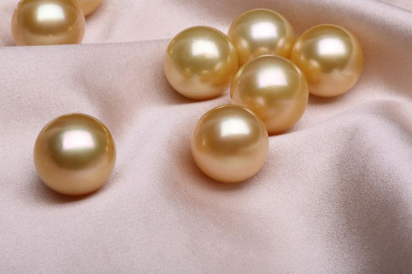 type of pearls - South Sea Pearls