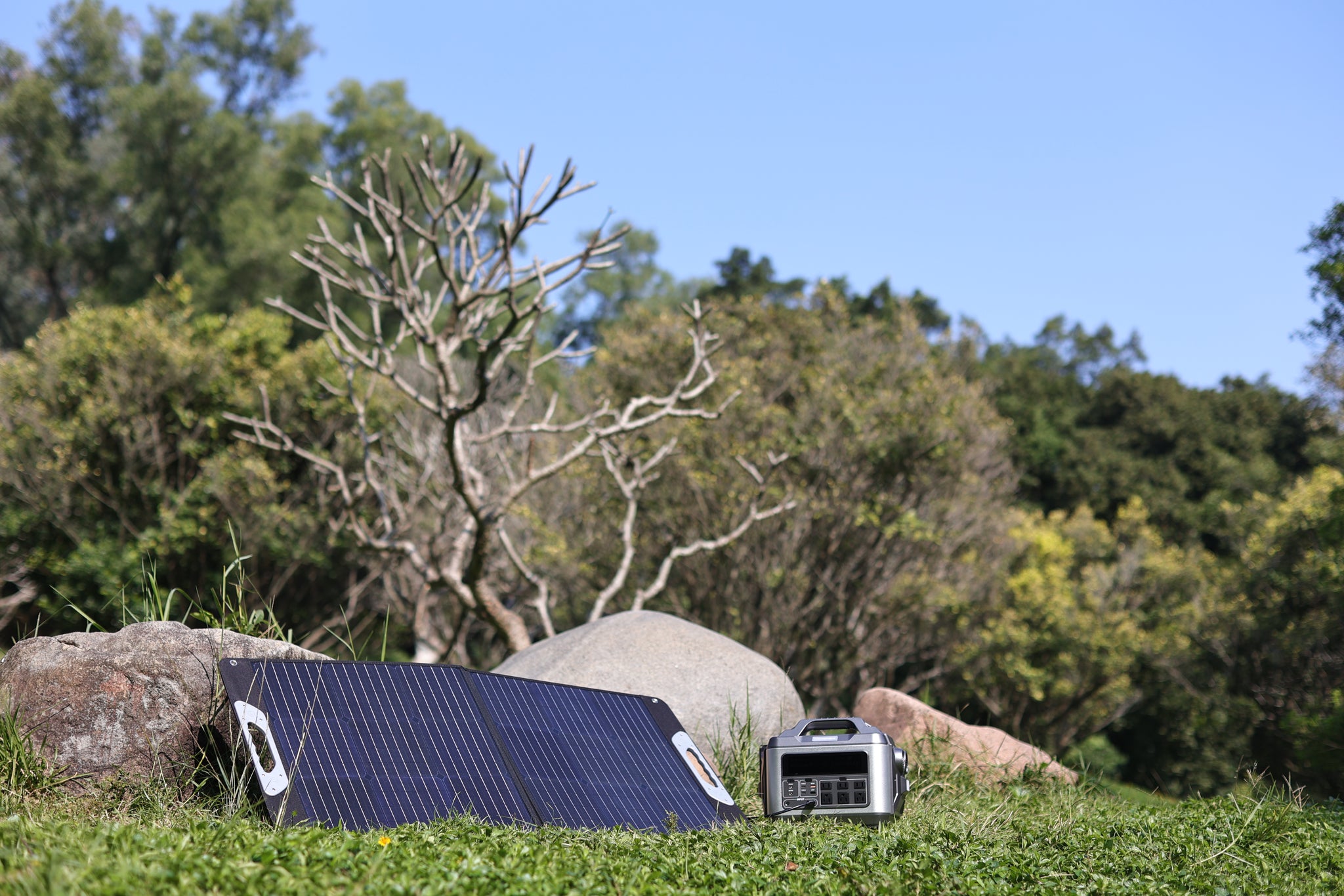 POWEREPUBLIC T1200 Portable Power Station and 100W Portable Solar Panel