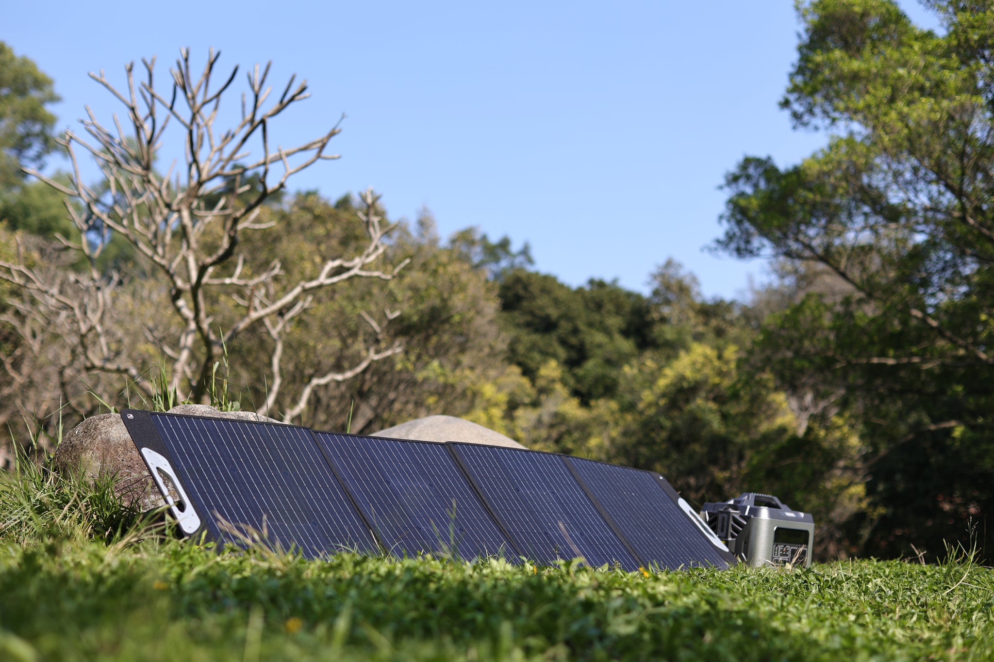 POWEREPUBLIC T1200 Portable Power Station and 200W Portable Solar Panel