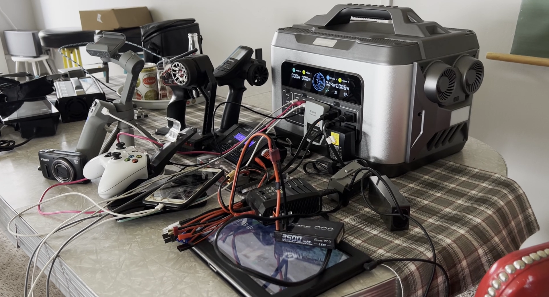 POWEREPUBLIC T2200 Portable Power Station