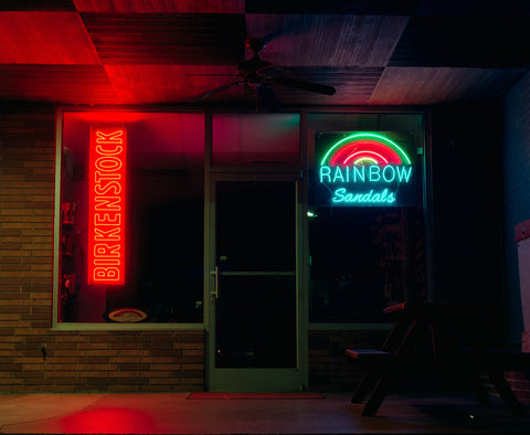 store neon sign