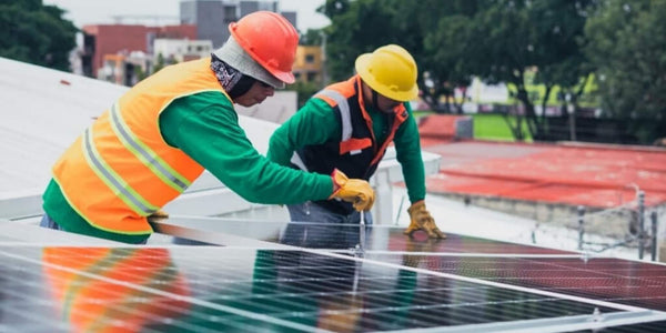 システムの調達や設置を行う業者