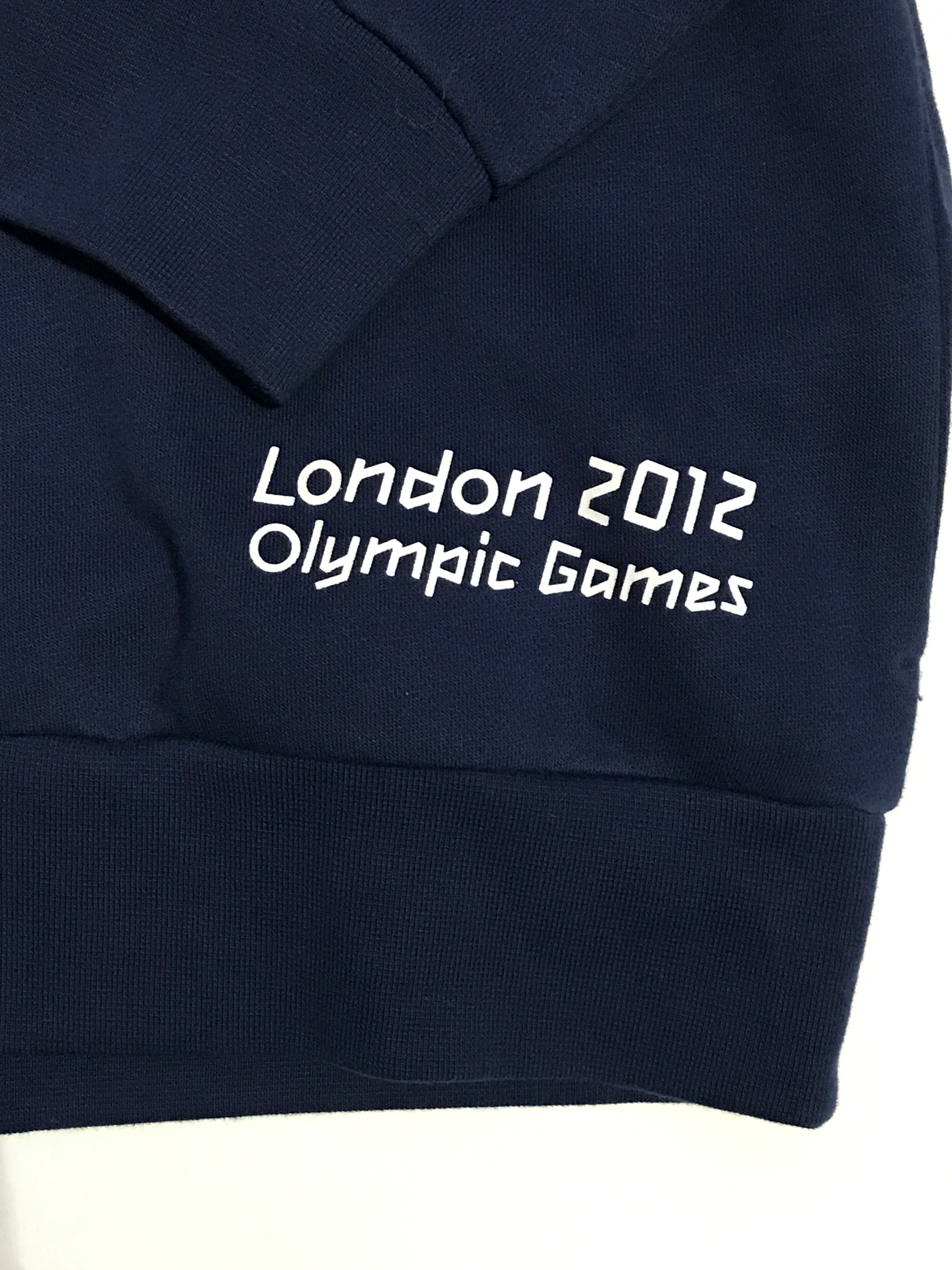 NEW 2012 London Olympics Sweater - XL