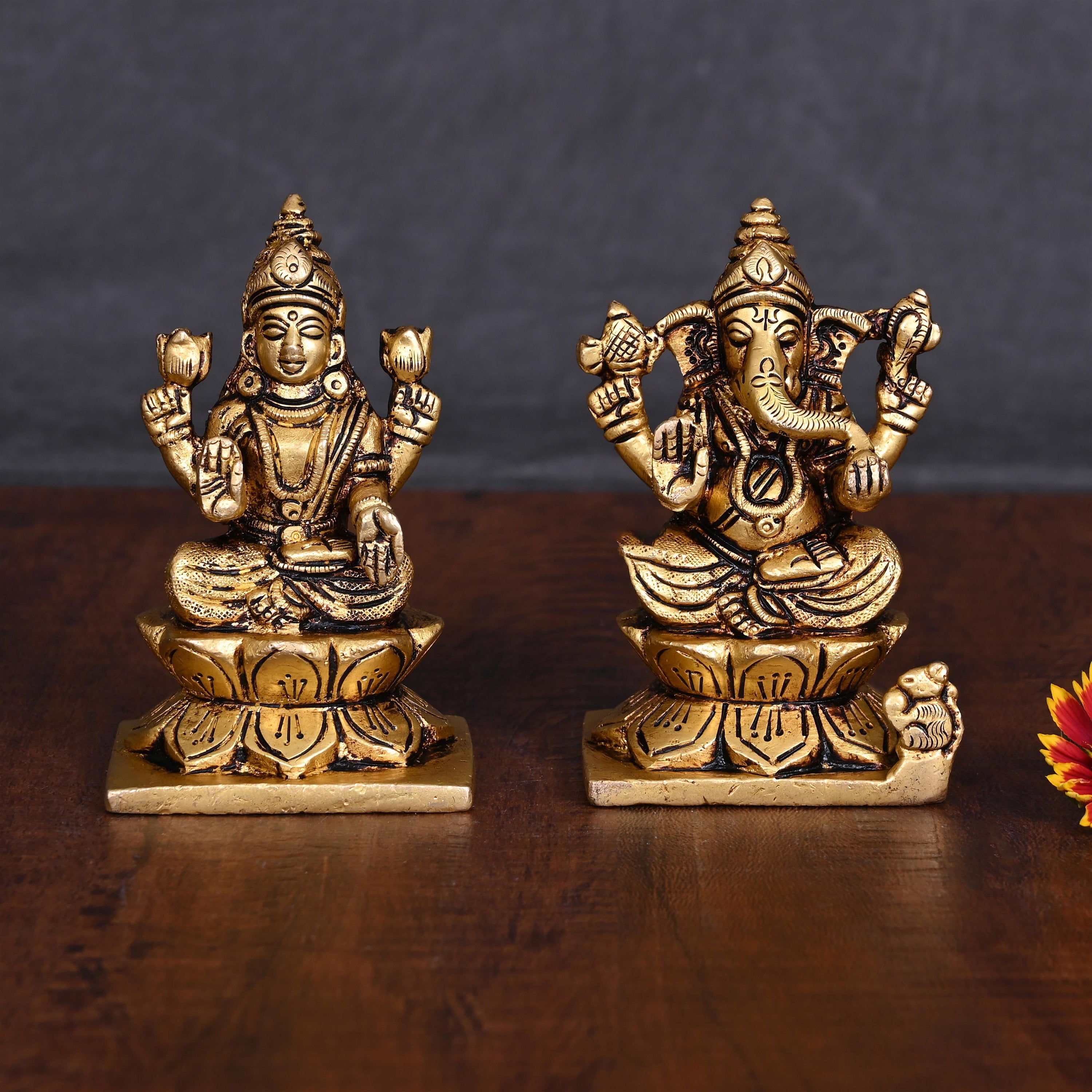 Ganesha and Lakshmi Idols Set (3.5 INCH)