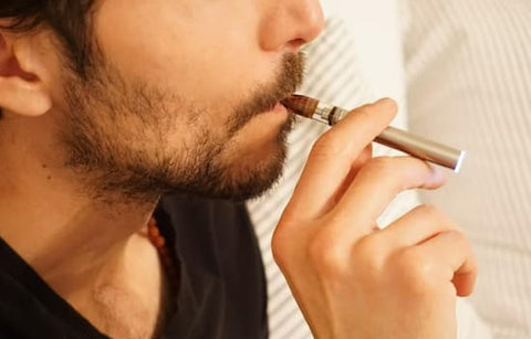 uomo-che-fuma